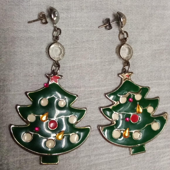 Jewelry - Festive Christmas Tree Earrings